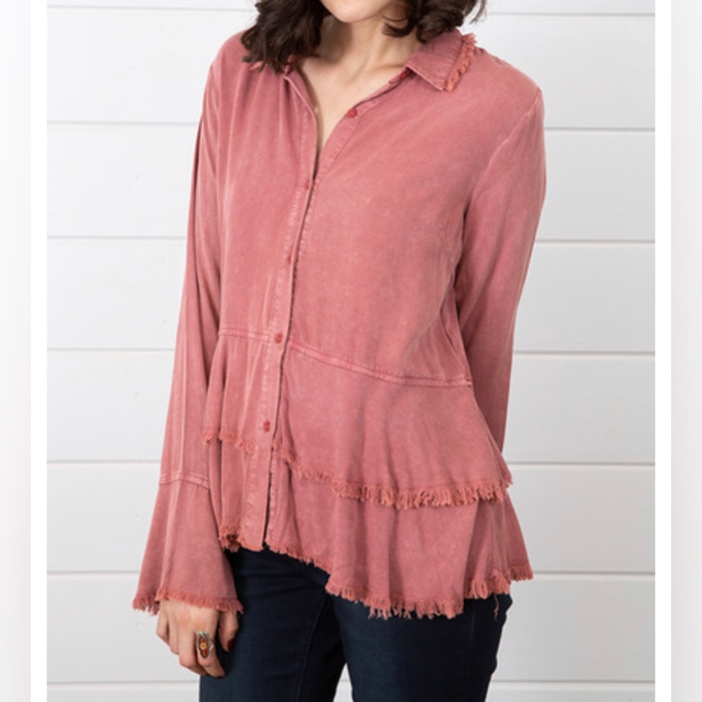 Cloth & Stone Button Down Top